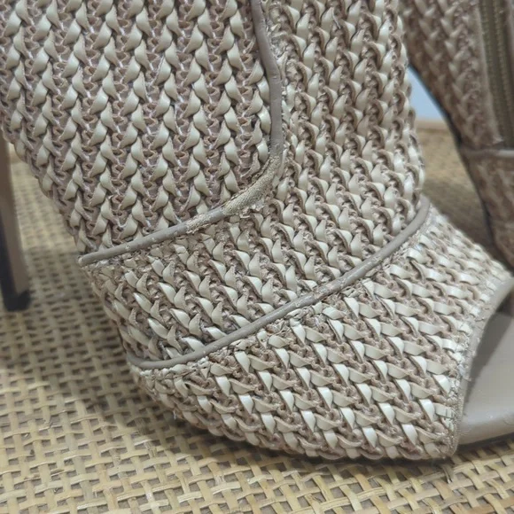 Aldo Call it Spring Woven Fabric Weave Heeled Ankle Booties Tan Women's size 7.5 - Picture 4 of 8